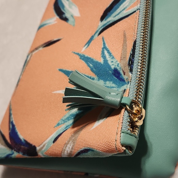 NWOT Rachel Pally reversible clutch. Fun design. - Picture 12 of 12